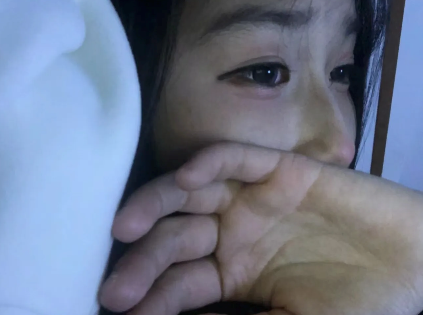 女子午夜发文揭露丈夫出轨，去支招？