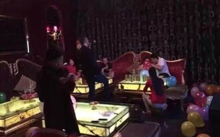 夜上海:男女偷情竟然约在夜店