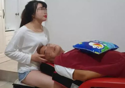  高中男生去上海养生店按摩被性骚扰