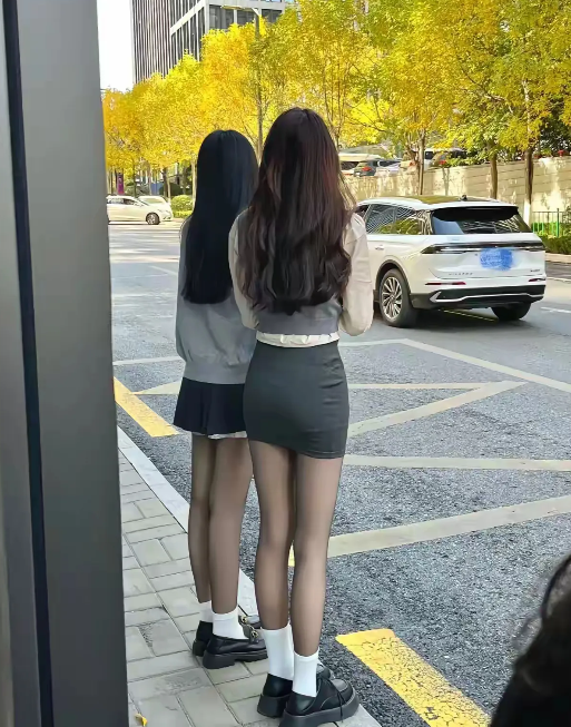 上海工作室职业女生