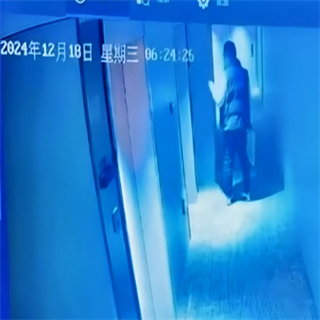  酒店开错房间卡，导致女子被陌生男士吓到！