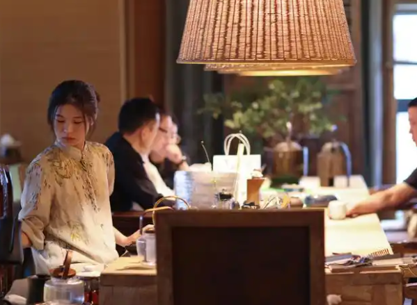 夜上海午夜品茶的魅力介绍