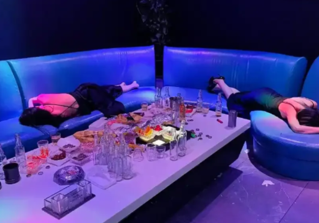 上海就业有多卷？女孩涌入会所背后的辛酸