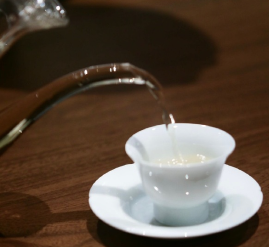 上海品茶指南：如何辨别茶文化的真伪与陷阱？