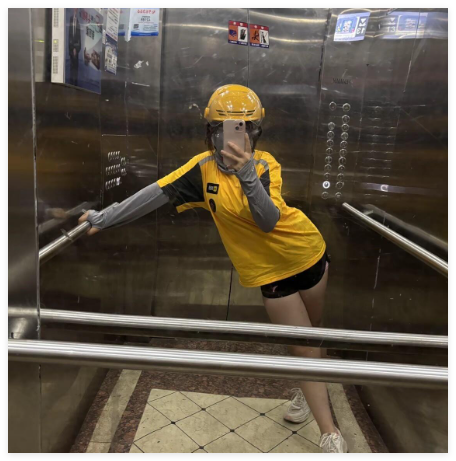 上海外卖圈的隐秘角落：白天送餐，夜间藏私