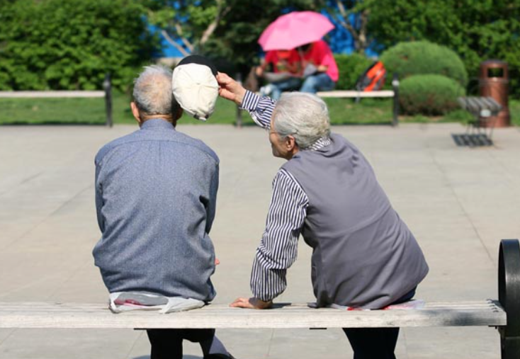 夜上海论坛：从交流到陪伴的退休生活新模式