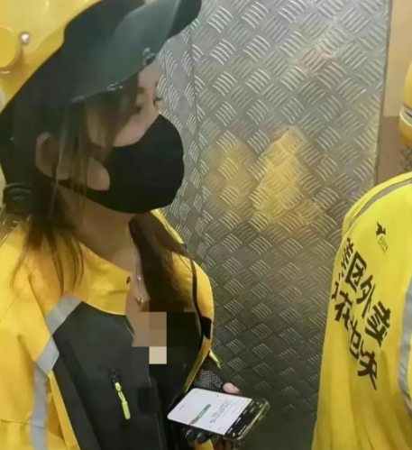 上海外卖观察：高压生存下女性从业困境与选择